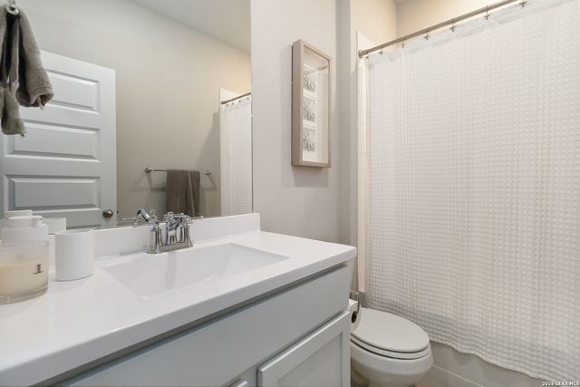 5006 Gem Parkway, San Antonio, TX 78266