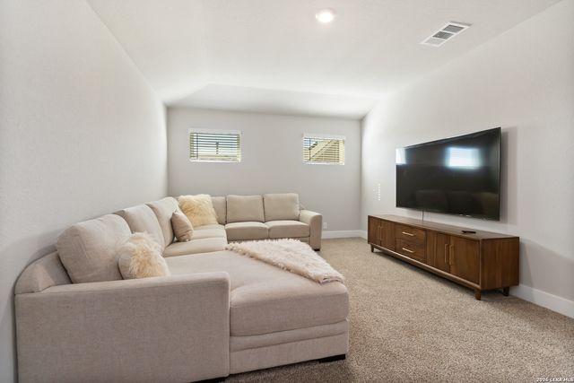 5006 Gem Parkway, San Antonio, TX 78266