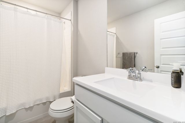 5006 Gem Parkway, San Antonio, TX 78266