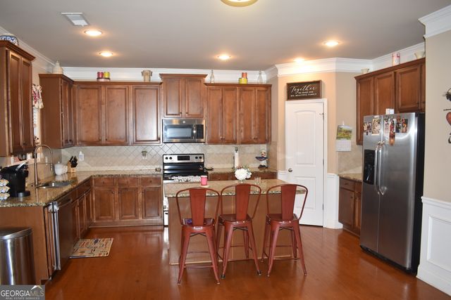 3853 Locksley Trail, Douglasville, GA 30135