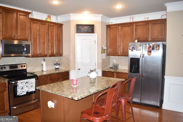 3853 Locksley Trail, Douglasville, GA 30135