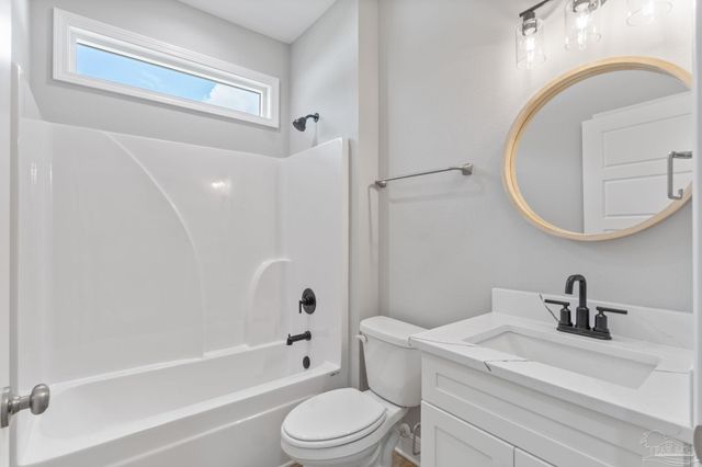 1420 Madelyn Woods Dr, Pensacola, FL 32506