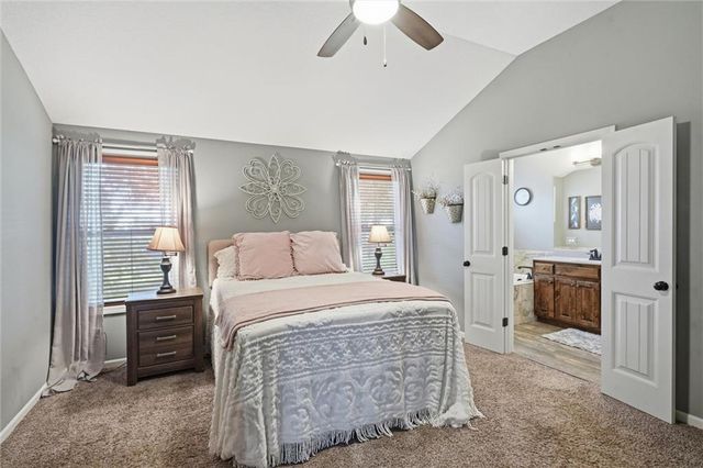 11450 Yecker Avenue, Kansas City, KS 66109