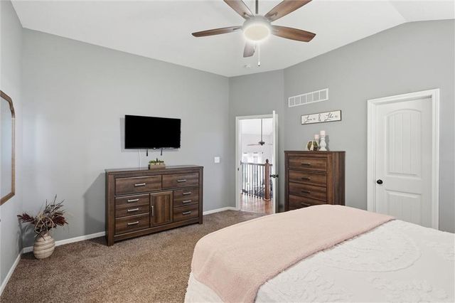 11450 Yecker Avenue, Kansas City, KS 66109