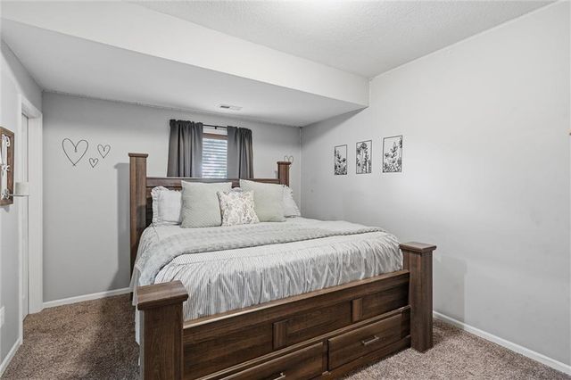 11450 Yecker Avenue, Kansas City, KS 66109