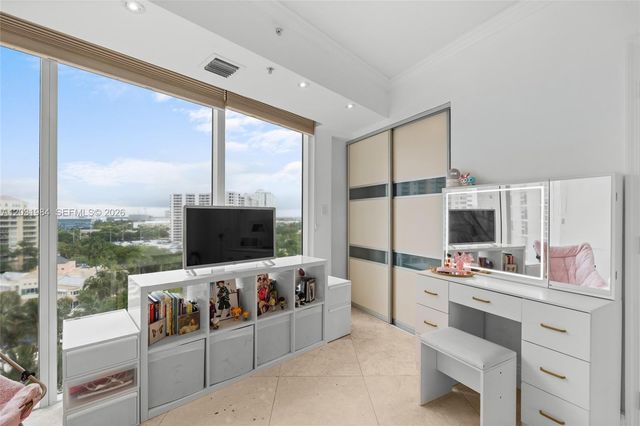 3370 Hidden Bay Drive 1205, Aventura, FL 33180