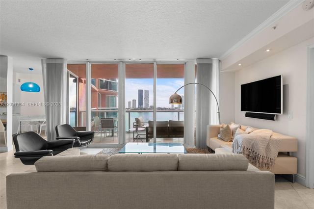 3370 Hidden Bay Drive 1205, Aventura, FL 33180