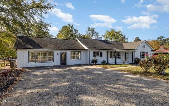 203 W Stewart Street, Coats, NC 27521