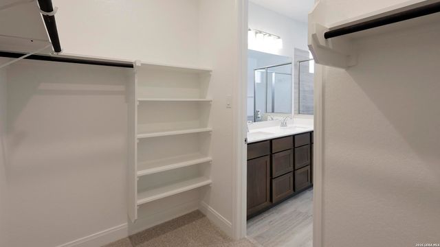 9945 Paladin Ridge, San Antonio, TX 78254