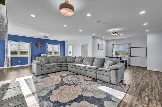 78791 Kanoski Road, Cadiz, OH 43907