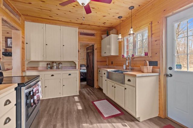 W6182 Lakeview Drive, Markesan, WI 53946