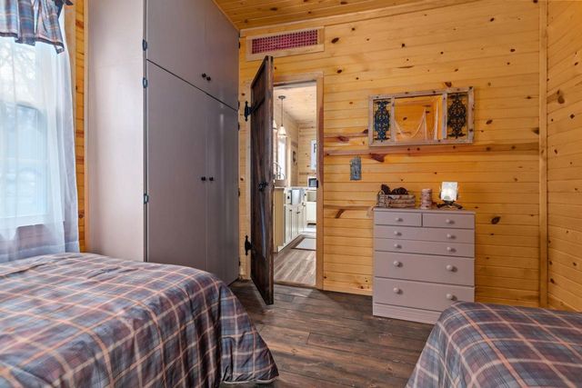 W6182 Lakeview Drive, Markesan, WI 53946