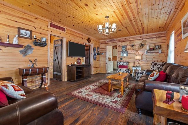 W6182 Lakeview Drive, Markesan, WI 53946