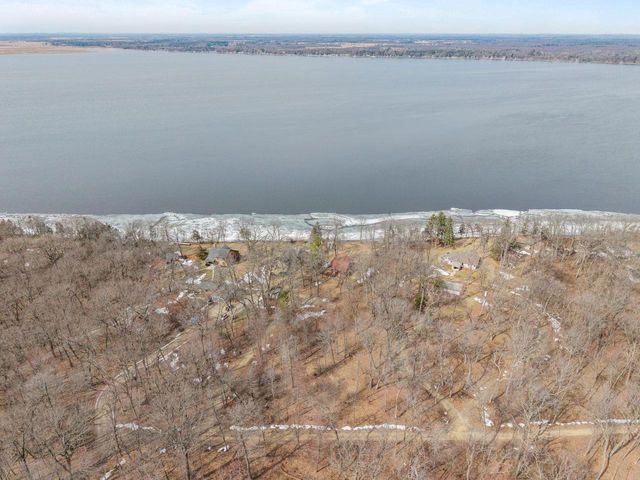 W6182 Lakeview Drive, Markesan, WI 53946