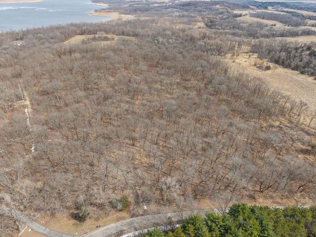 W6182 Lakeview Drive, Markesan, WI 53946