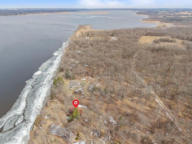 W6182 Lakeview Drive, Markesan, WI 53946