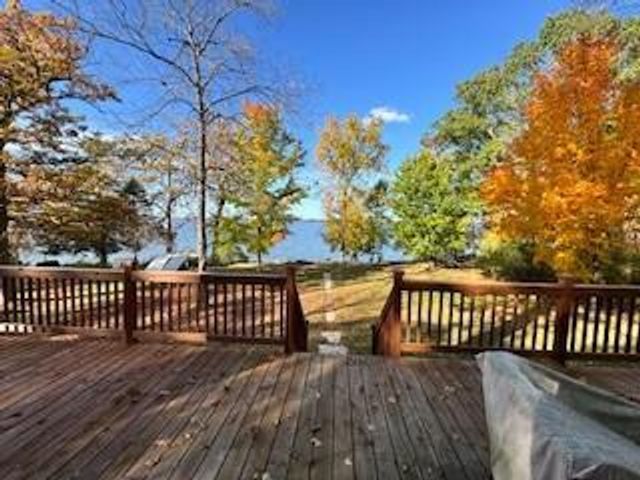 W6182 Lakeview Drive, Markesan, WI 53946