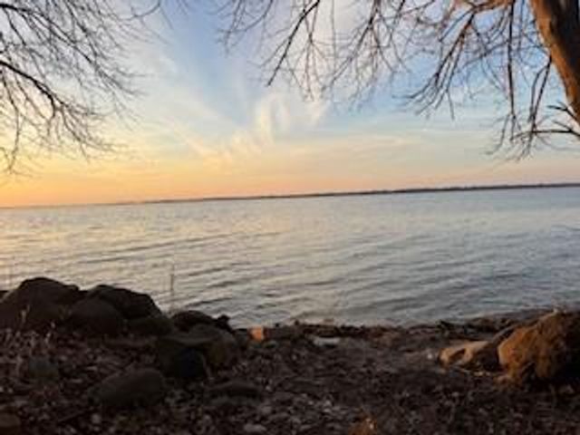 W6182 Lakeview Drive, Markesan, WI 53946