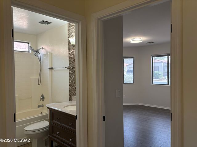 4931 N Sabino Gulch Court, Tucson, AZ 85750