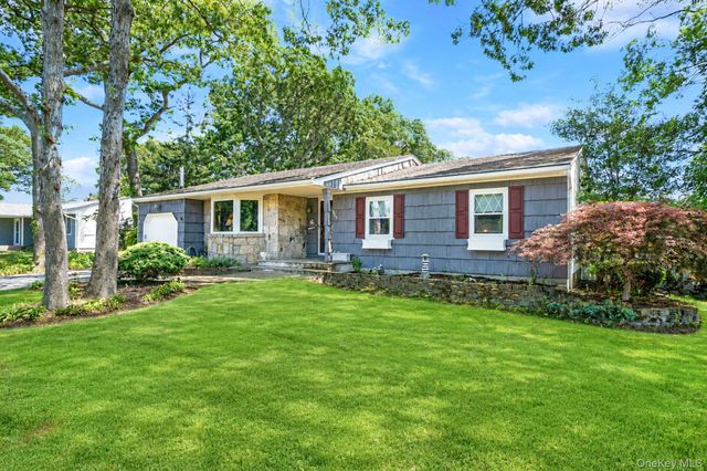 220 Terry Boulevard, Holbrook, NY 11741