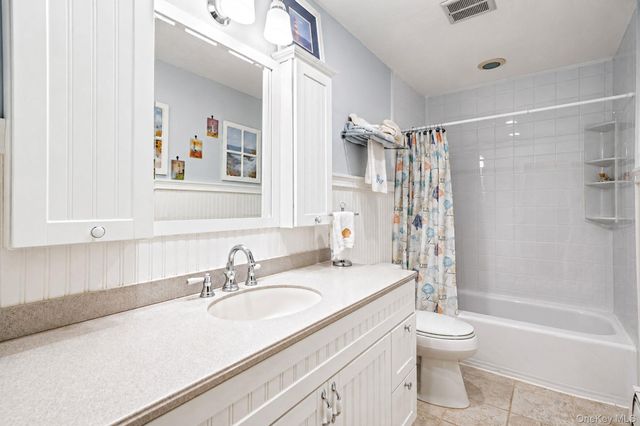 220 Terry Boulevard, Holbrook, NY 11741