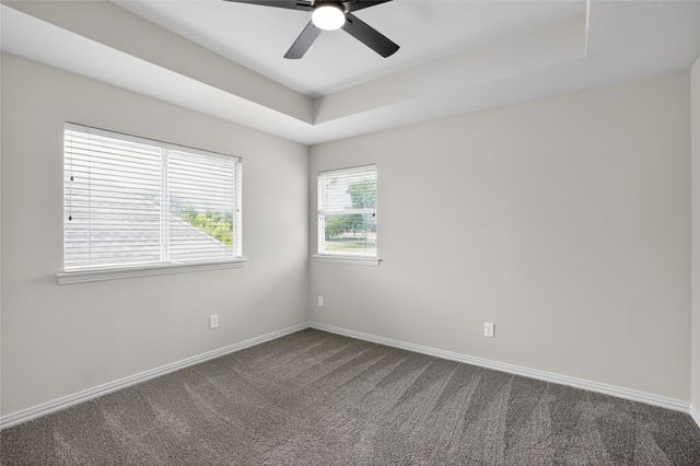 909 Saint Andrews Place, Desoto, TX 75115