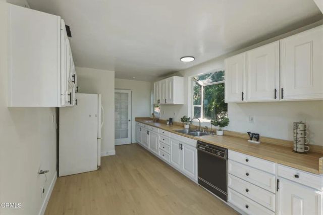 3666 Roderick Road, Los Angeles, CA 90065