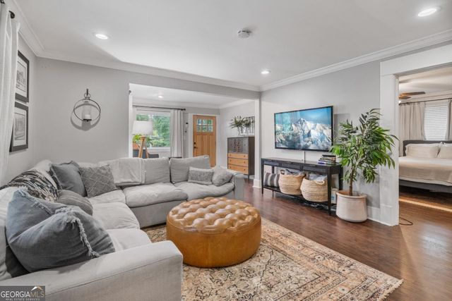 2152 Forrest Place NW, Atlanta, GA 30318