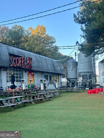 2152 Forrest Place NW, Atlanta, GA 30318