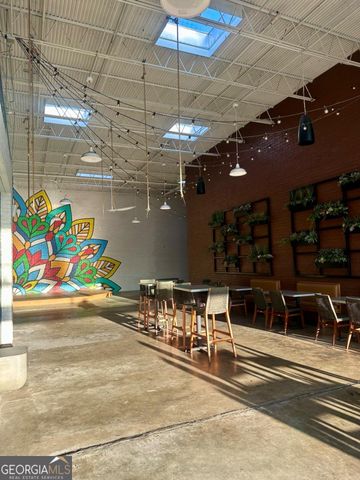 2152 Forrest Place NW, Atlanta, GA 30318