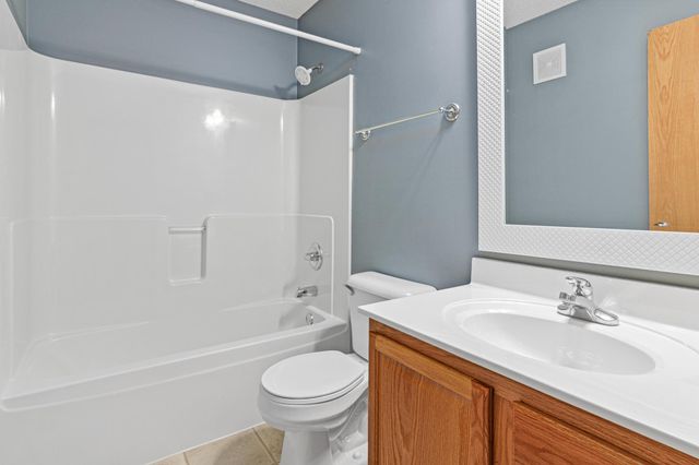 14181 Wilds Path NW, Prior Lake, MN 55372