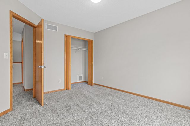 14181 Wilds Path NW, Prior Lake, MN 55372