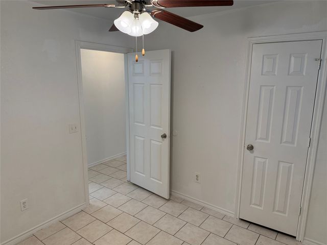 5500 David Strickland Road, Fort Worth, TX 76119