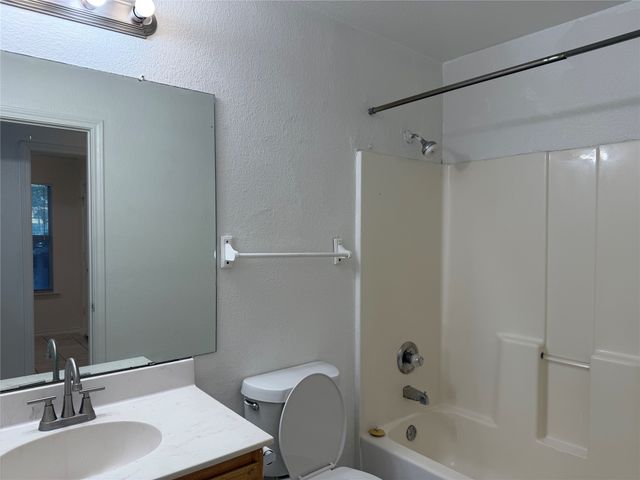 5500 David Strickland Road, Fort Worth, TX 76119