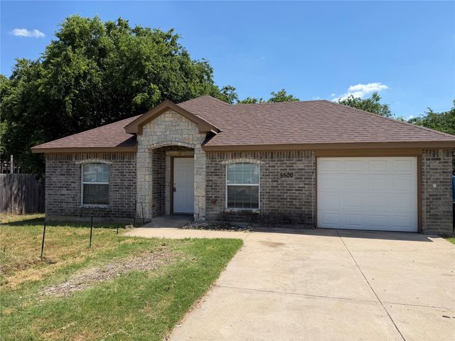 5500 David Strickland Road, Fort Worth, TX 76119