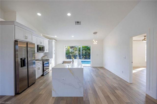 2718 NW 5th ST, Cape Coral, FL 33993