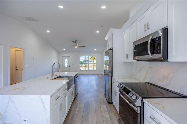 2718 NW 5th ST, Cape Coral, FL 33993