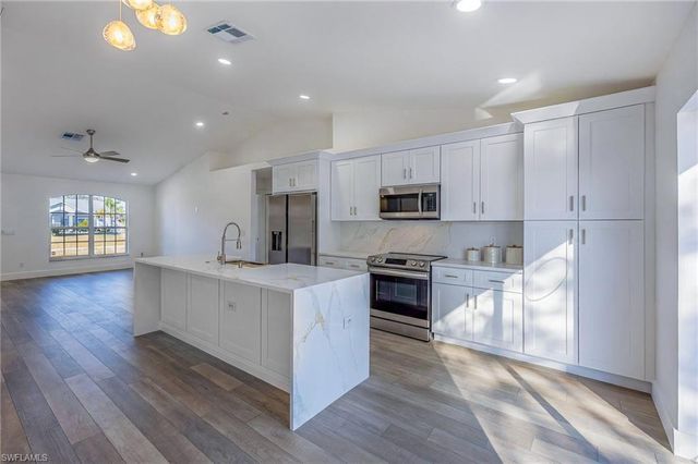 2718 NW 5th ST, Cape Coral, FL 33993