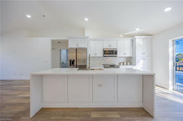 2718 NW 5th ST, Cape Coral, FL 33993