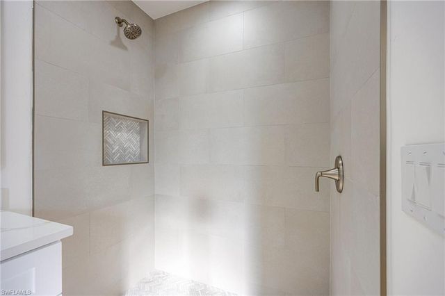 2718 NW 5th ST, Cape Coral, FL 33993