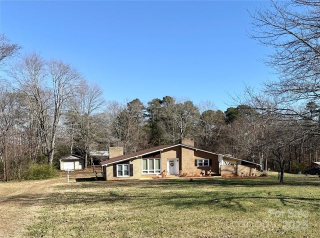 4110 Wilkesboro Highway, Statesville, NC 28625