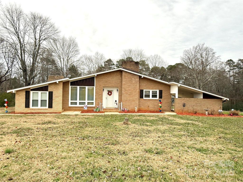 4110 Wilkesboro Highway, Statesville, NC 28625