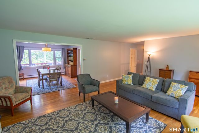 113 Dogwood Lane, Stamford, CT 06903