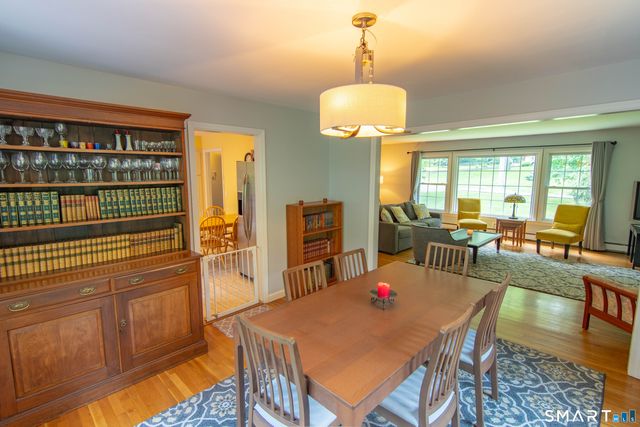 113 Dogwood Lane, Stamford, CT 06903