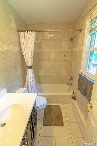 113 Dogwood Lane, Stamford, CT 06903