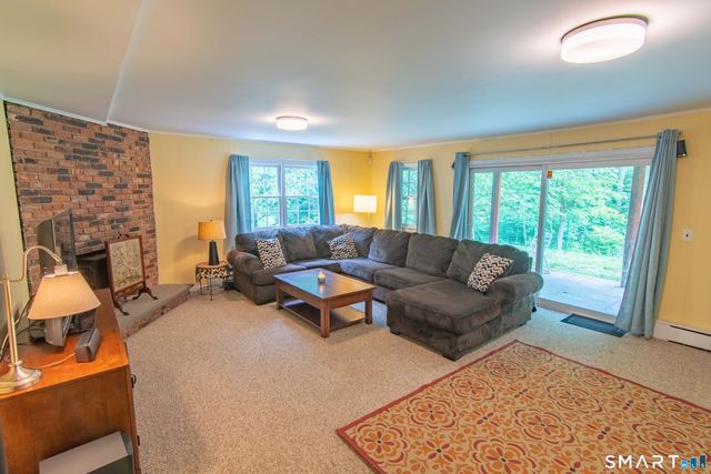113 Dogwood Lane, Stamford, CT 06903