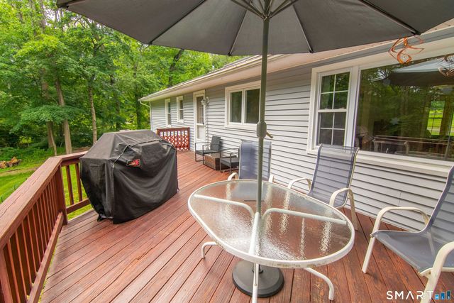 113 Dogwood Lane, Stamford, CT 06903