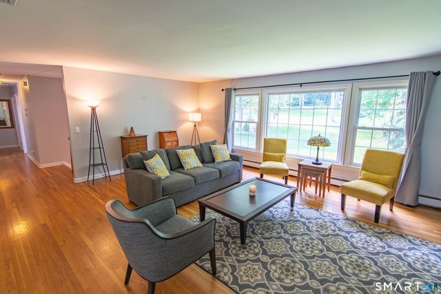 113 Dogwood Lane, Stamford, CT 06903