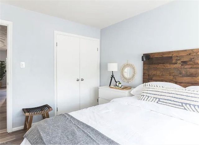 2100 Arctic Ave Apt 14, Virginia Beach, VA 23451