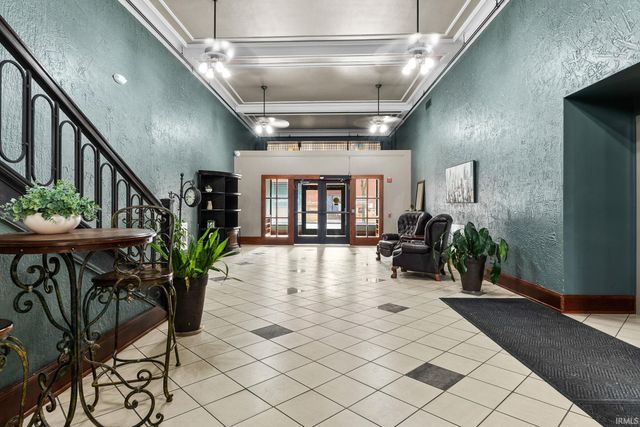 112 W Washington Blvd Apt 328, Fort Wayne, IN 46802